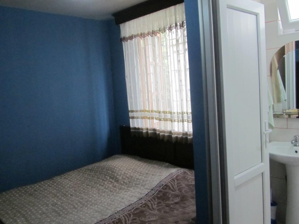 Suliko Guest House Batumi Cameră foto