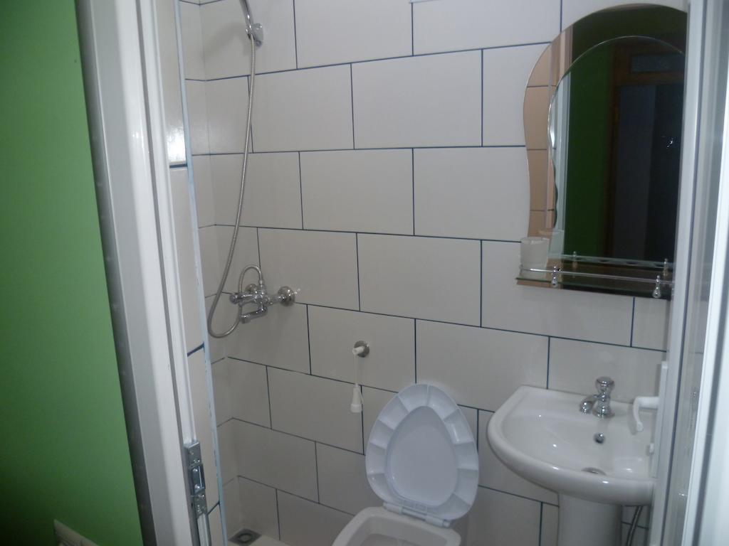 Suliko Guest House Batumi Cameră foto