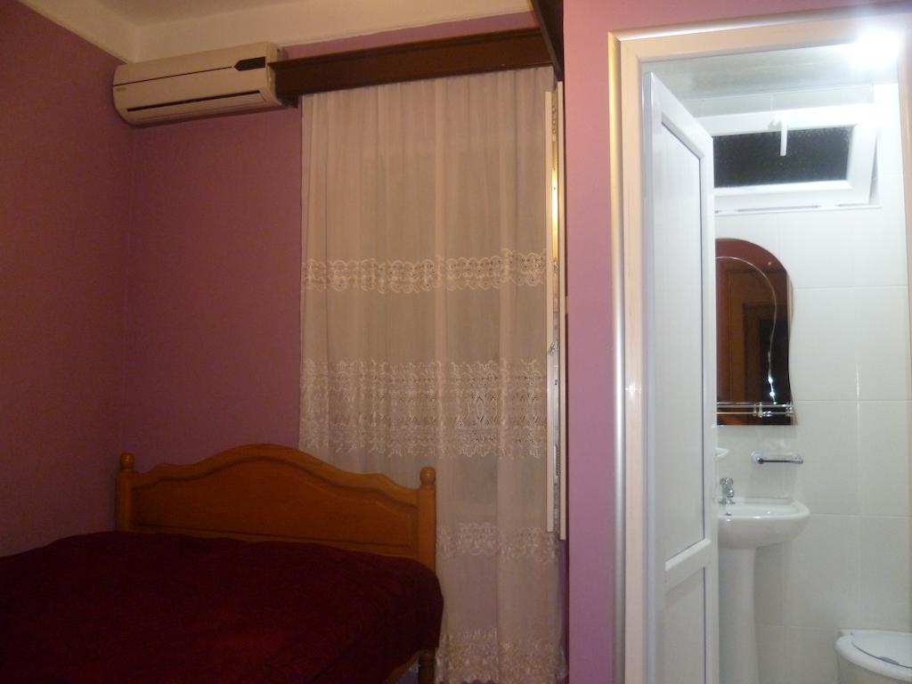 Suliko Guest House Batumi Cameră foto