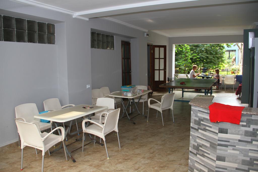 Suliko Guest House Batumi Exterior foto