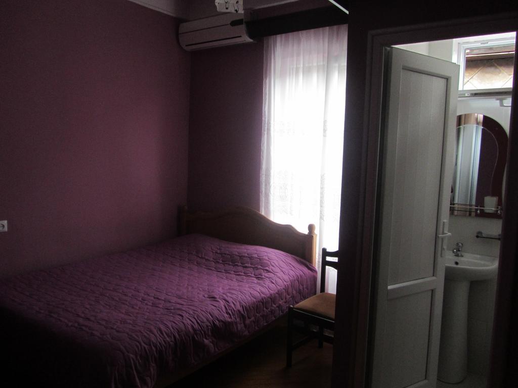 Suliko Guest House Batumi Exterior foto
